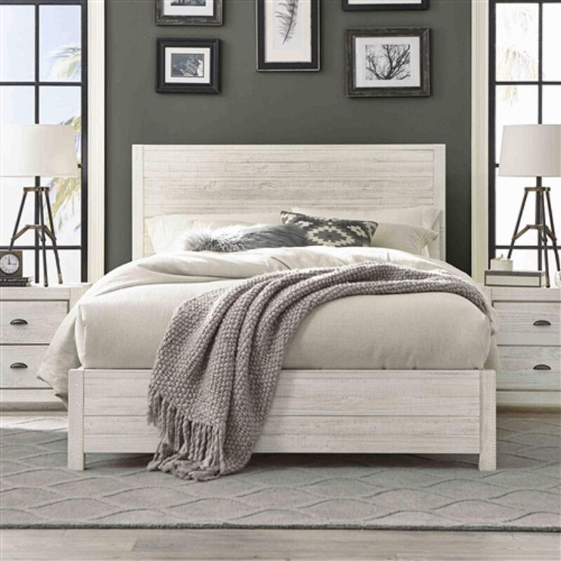 FarmHome Solid Pine Platform Bed – Rustic Wooden Frame with Sturdy Slats & Timeless Farmhouse Charm