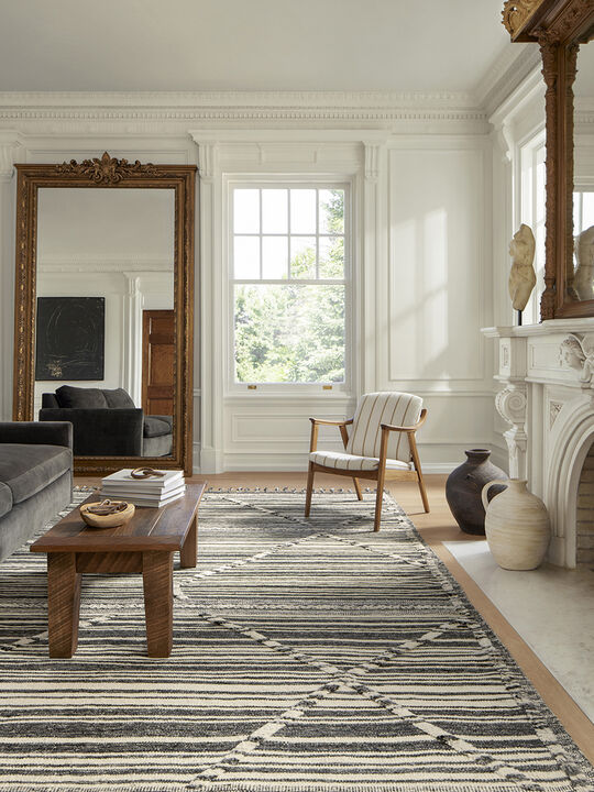 Iman IMA01 Ivory/Charcoal 18" x 18" Sample Rug