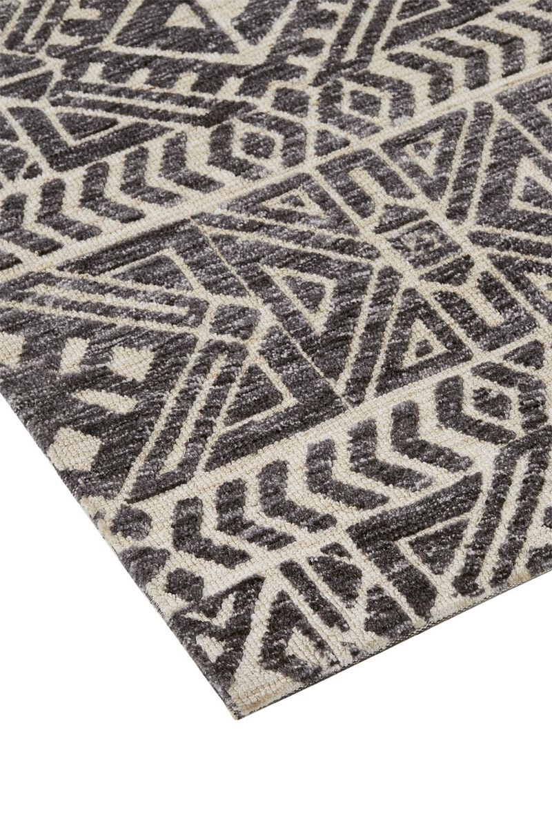 Colton 8627F Gray/Black/Ivory 3'6" x 5'6" Rug