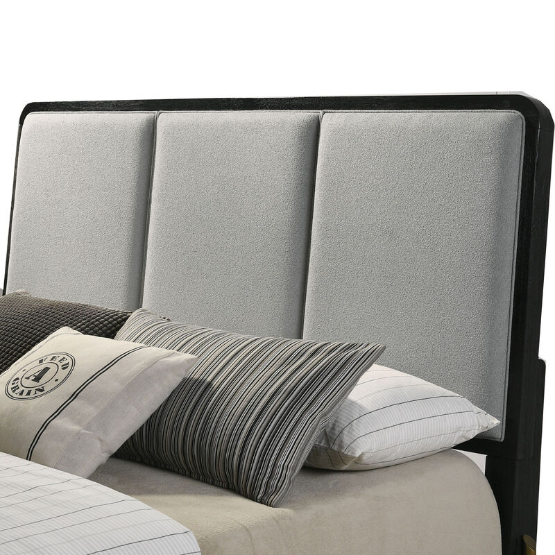 Fij Queen Size Bed, 3 Block Panel Headboard, Slim Legs, Gray Upholstery - Benzara