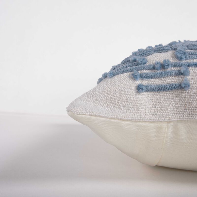 T22303 Pillow