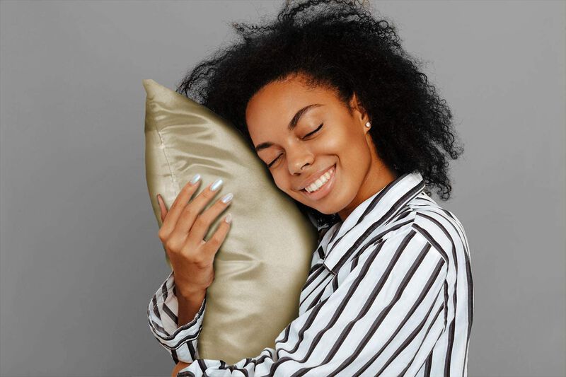 Satin Pillow Case with Zipper - Luxury Pillow Cover (Pillowcase Set of 2)