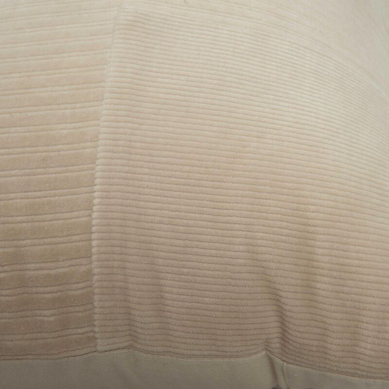 T22407 Pillow