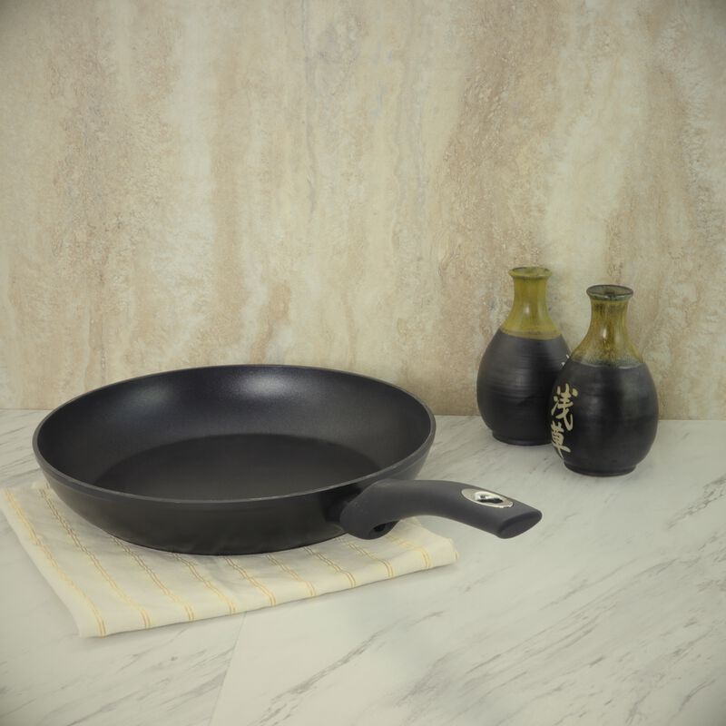 Oster Allston 12 Inch Aluminum Nonstick Frying Pan in Black