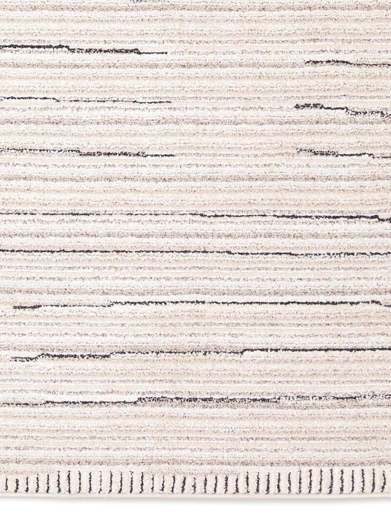 Regious Eva 7'9"x9'9" Rug