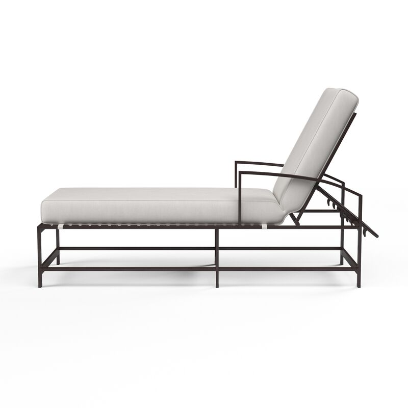 La Jolla Chaise in Canvas Flax w/ Self Welt