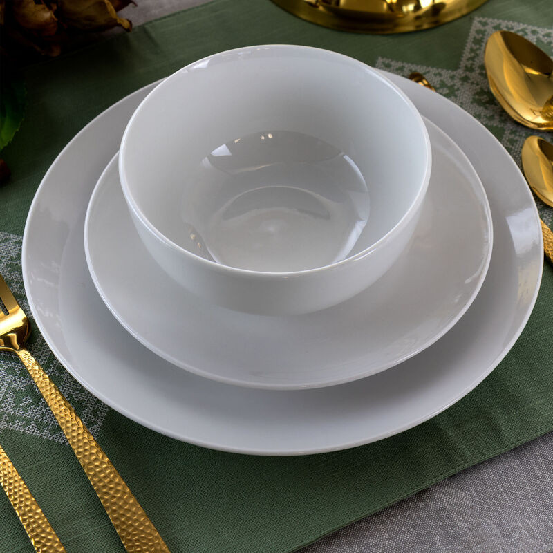 Elama Luna 18 Piece Porcelain Dinnerware Set in White