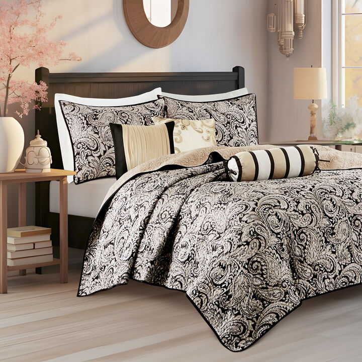 Gracie Mills Thornton 6-Piece Jacquard Quilt Set with Cozy Throw Pillows