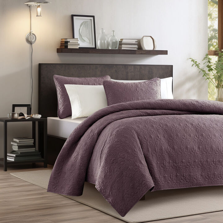 Gracie Mills Sandy Reversible Cottage-Inspired Quilt Set