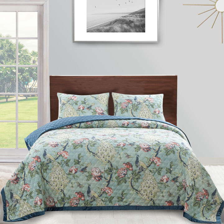 Eden 2 Piece Twin XL Quilt Set, Peacock and Songbirds, Green Microfiber - Benzara