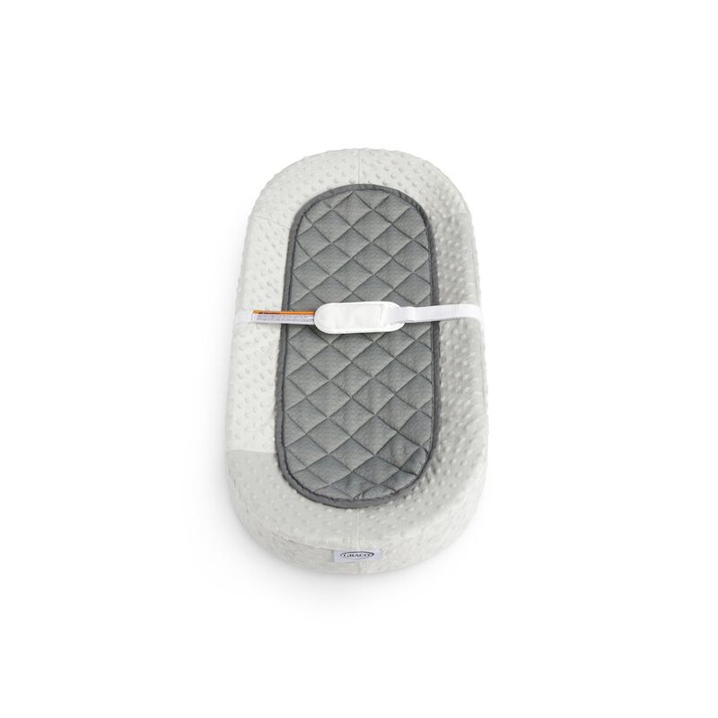 Graco Premium Oval Contoured Changing Pad with Bonus Cover and Water