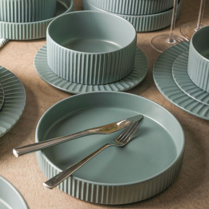Christian Siriano Lusso Stoneware 16 Piece Dinnerware Set