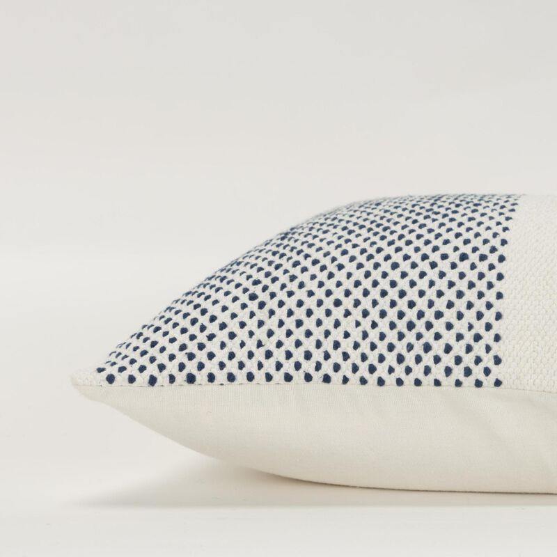 T21541 Pillow