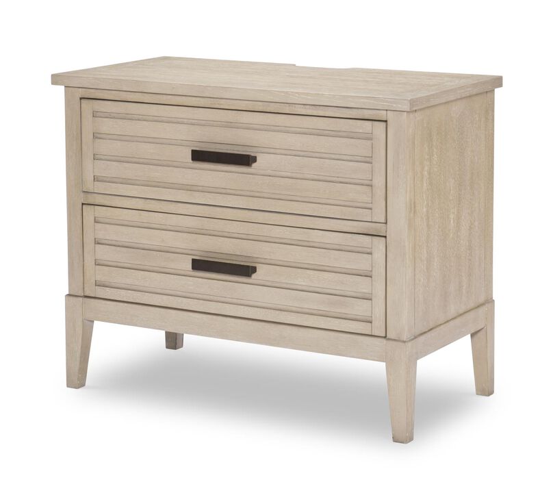 Edgewater Bachelor's Chest