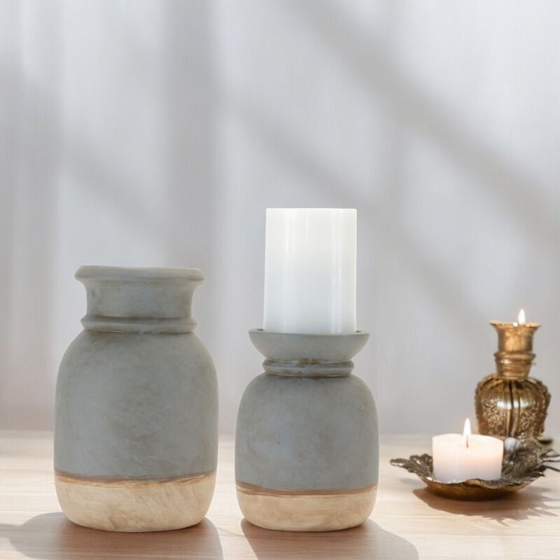 Set of 2 Candle Holders for Elegant Home Décor and Ambient Lighting