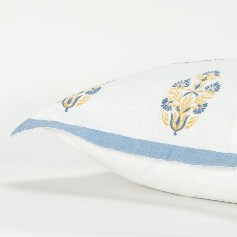 T19720 Pillow