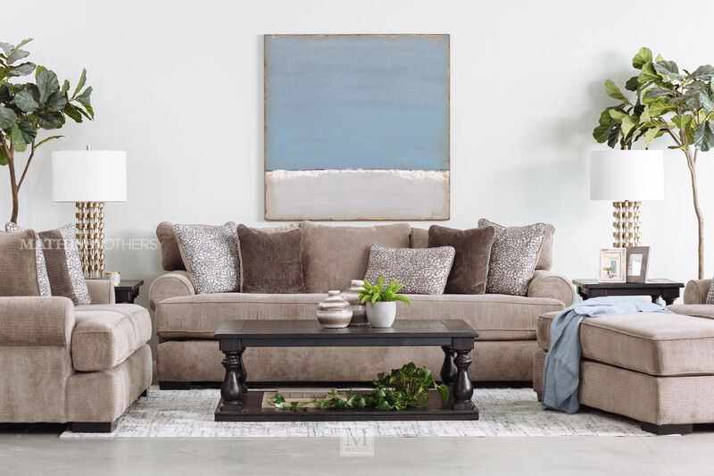 Mustang Loveseat