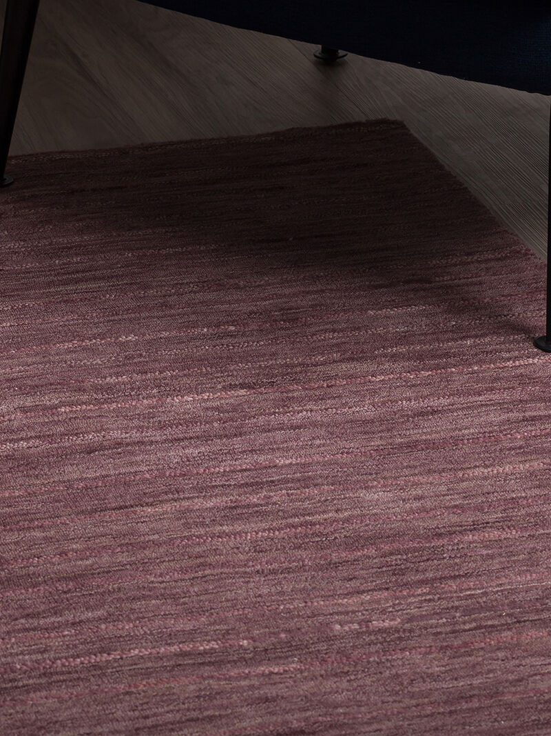 Rafia RF100 Plum 3'6" x 5'6" Rug