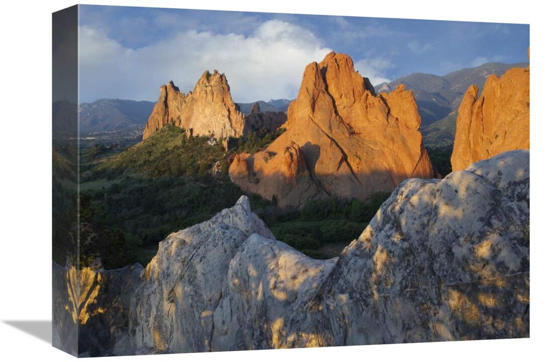 Gray Rock and South Gateway Rock, conglomerate sandstone formations, Garden of the Gods, Colorado Springs, Colorado-Canvas Art-16x12