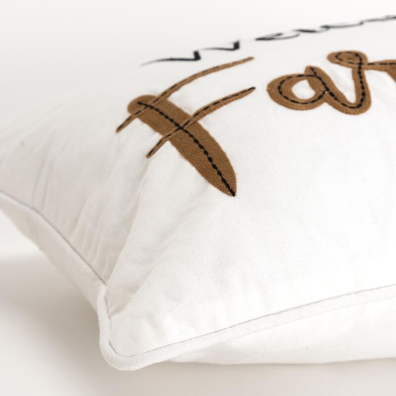 T19936 Pillow