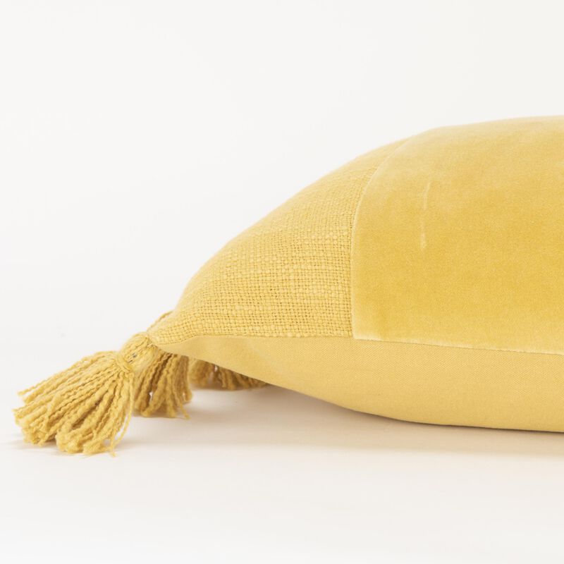 T20078 Pillow