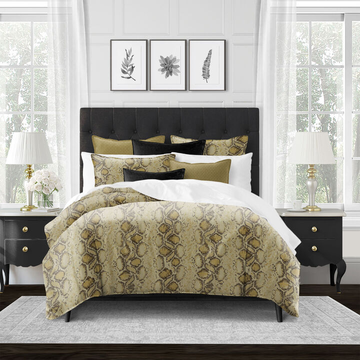 6ix Tailors Fine Linens Serpentine Gold Coverlet Set