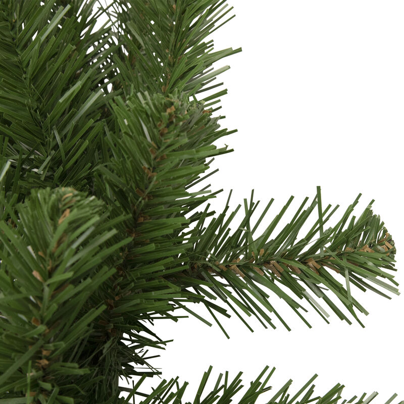 Deluxe Dorchester Pine Artificial Christmas Wreath  18-Inch  Unlit
