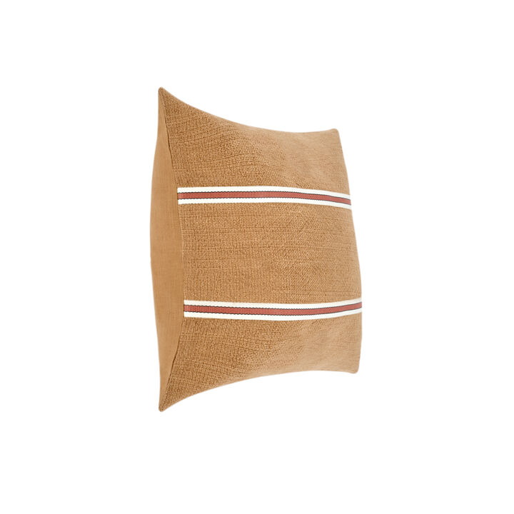 Pryce Pillow