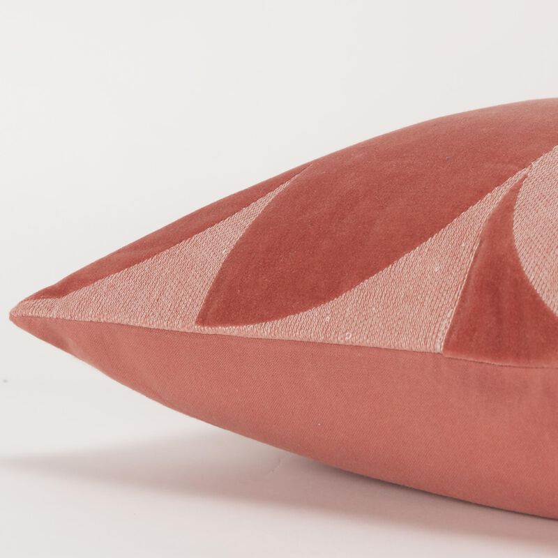 T20017 Pillow