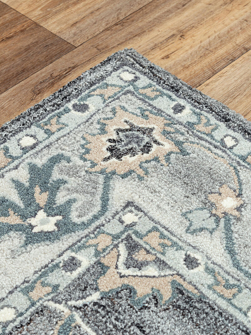 Essence ESS106 5' x 7'6" Rug