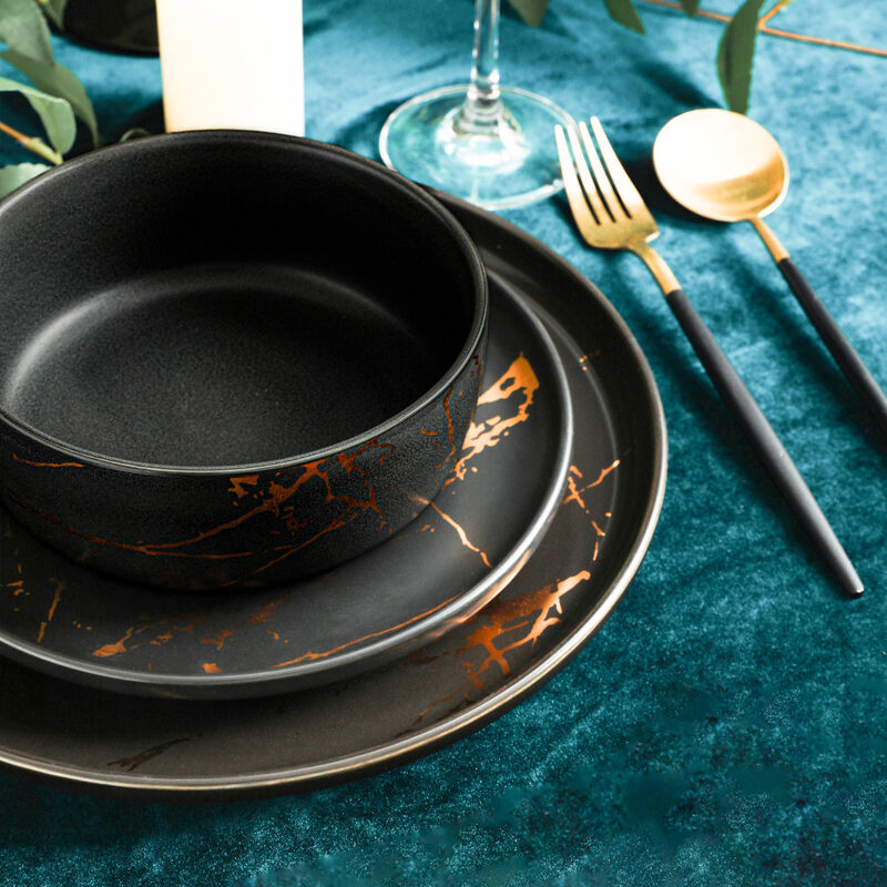 Stone Lain Zora Porcelain 32 Piece Dinnerware Set