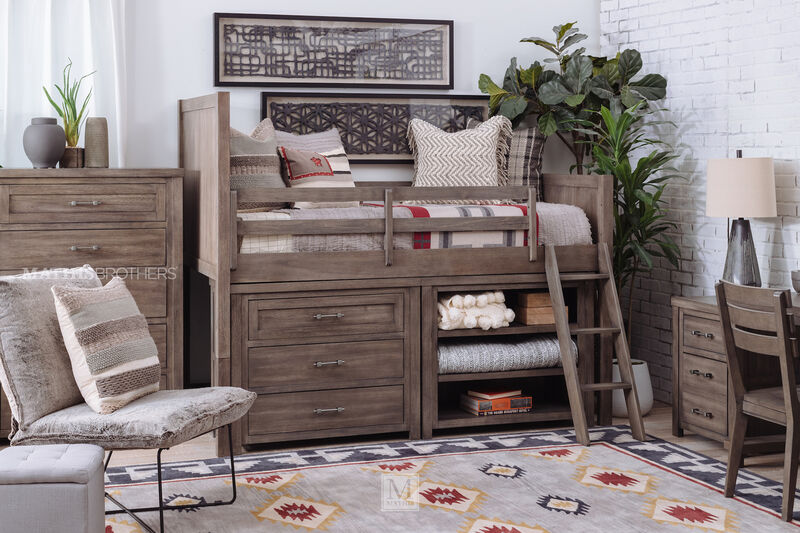 Bunkhouse Chest