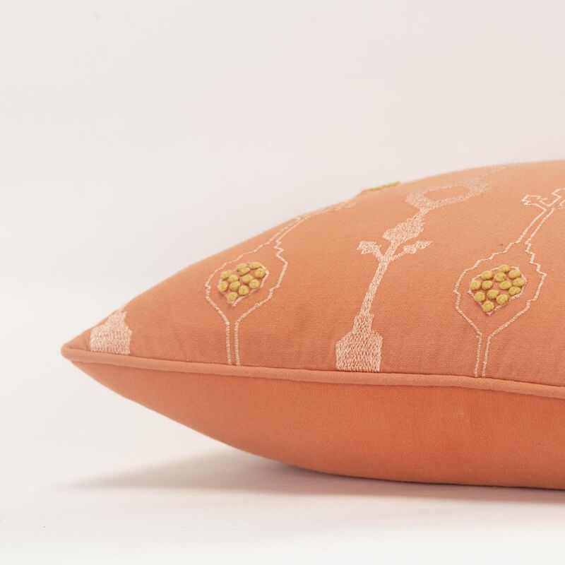 T20590 Pillow
