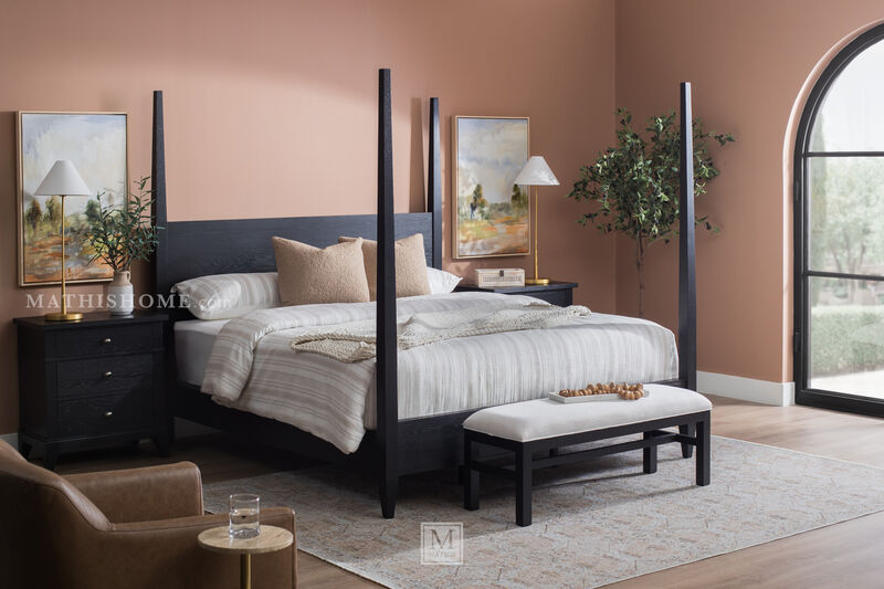 Traditions Queen Poster Bed