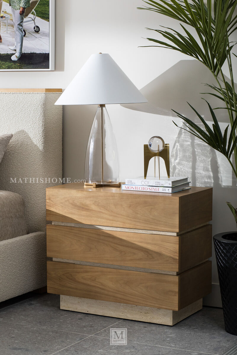 Edge King Upholstered Bed