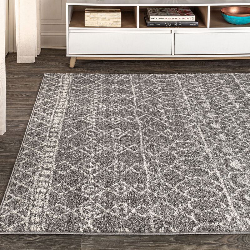 Izil Moroccan Beni Souk Area Rug