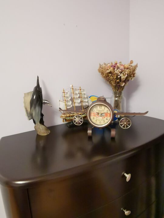 RUSTIC VINTAGE AIRPLANE TABLE CLOCK