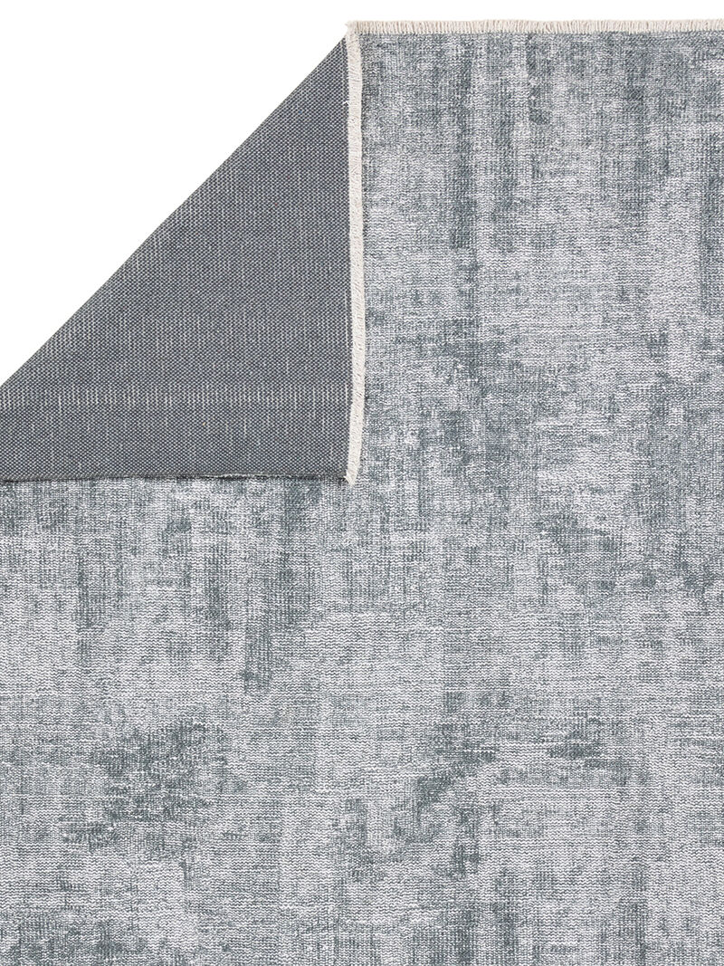Tiaret Everette 7'6"x9'6" Rug