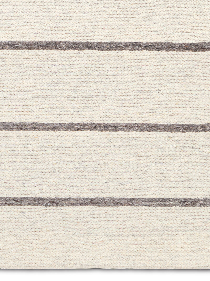 Almeda Bavell 10'x14' Rug