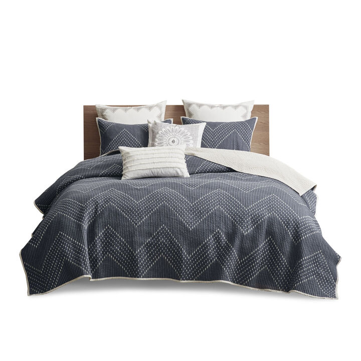 Gracie Mills Huber 3-Piece Embroidered Cotton Quilt Set