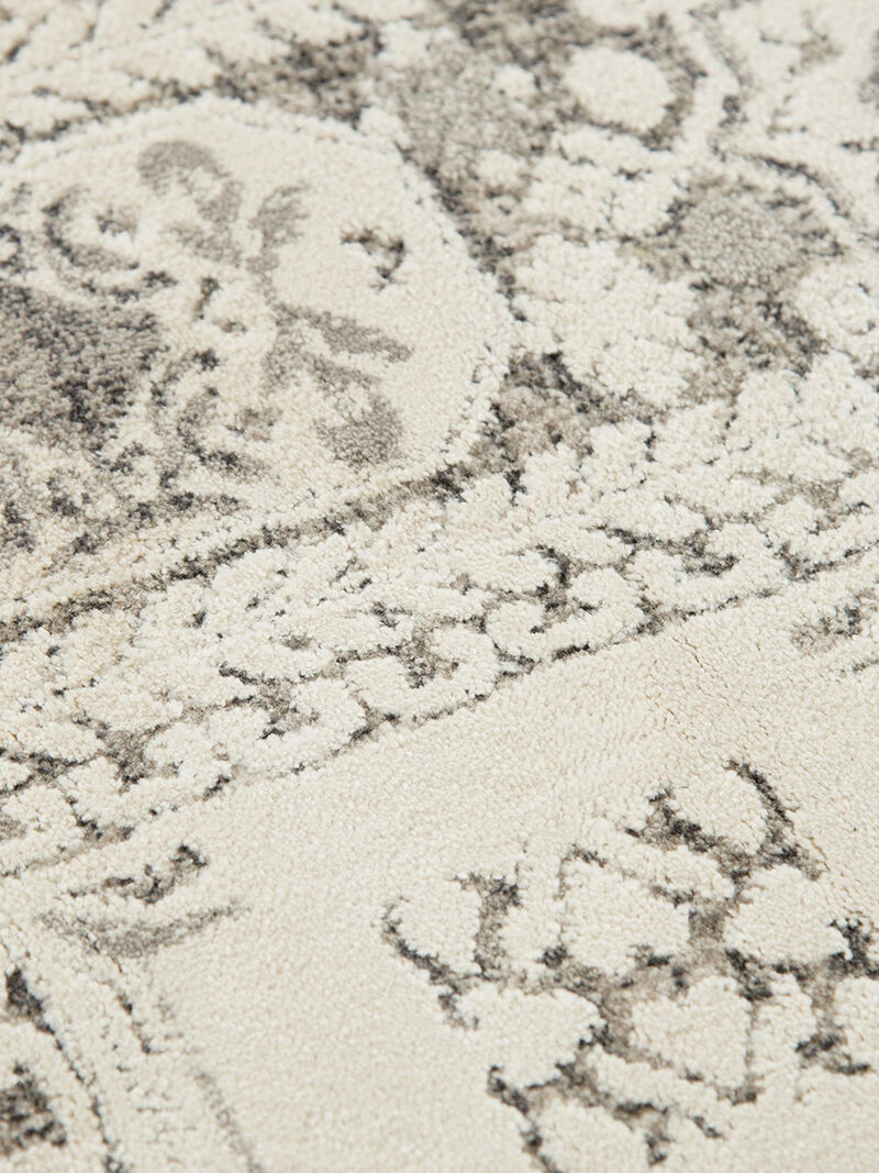 Calabria CLA796 7'10" x 9'10" Rug