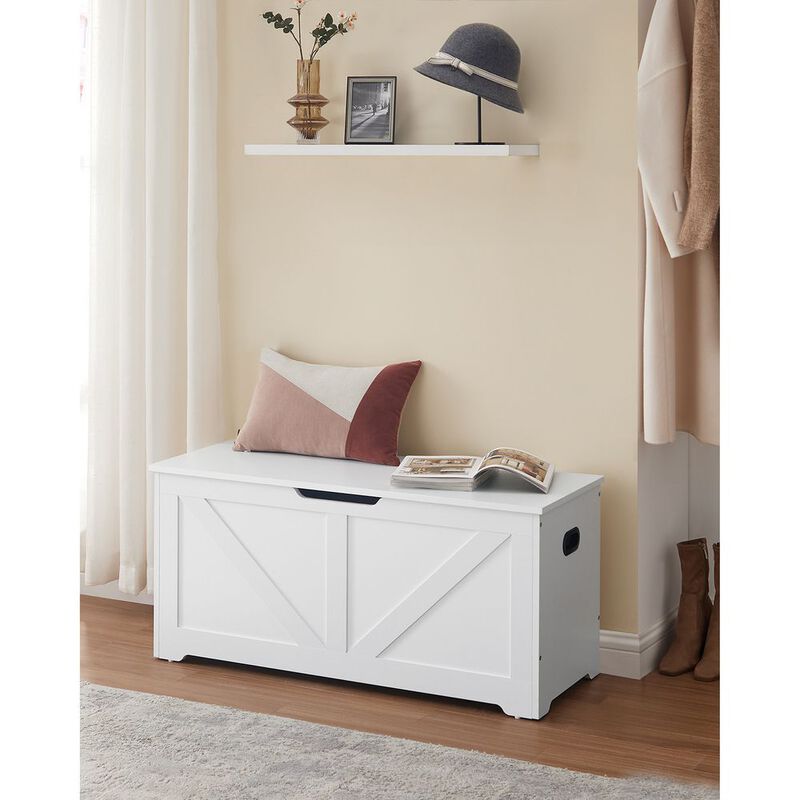 Storage Chest Spacious and Durable Design for Versatile Storage