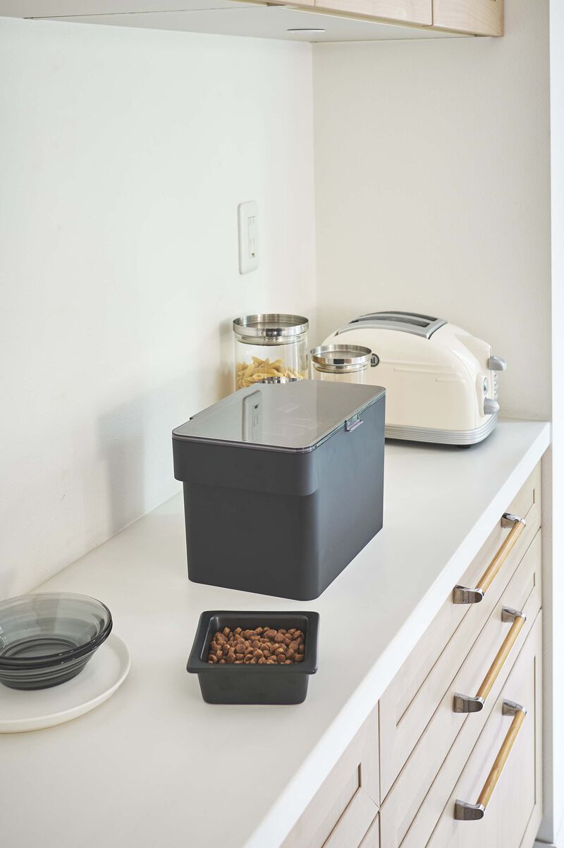 Airtight Pet Food Container - Three Sizes