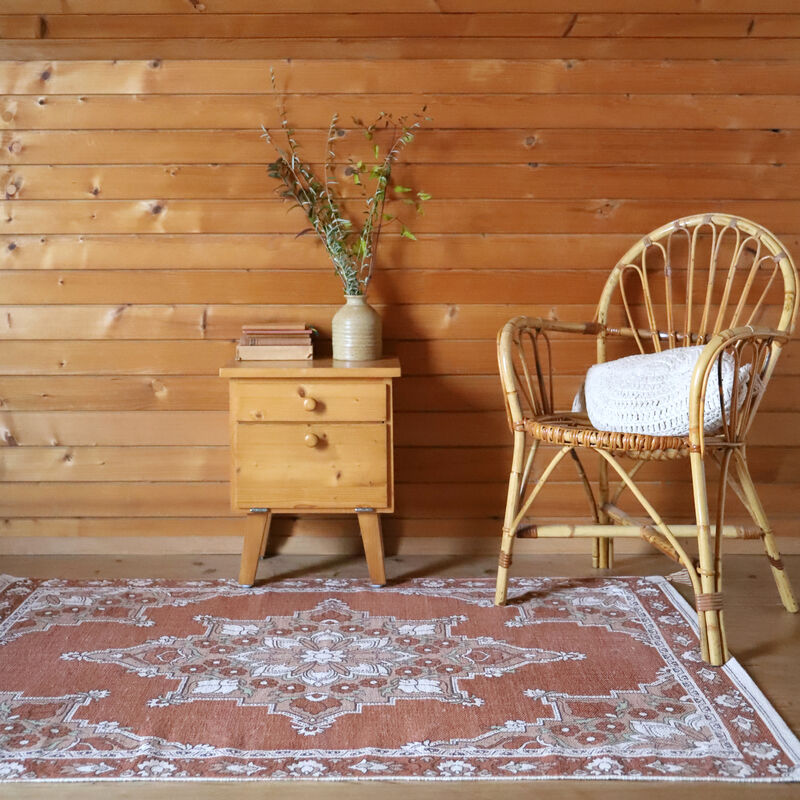 RUG LALITHA