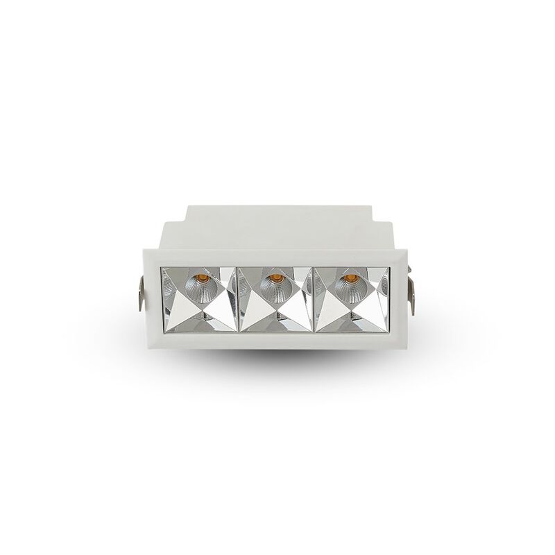 VONN Lighting 3 Lights LED Fixed Recessed Downlight w/Trim, Stock Item Beam Angle 34, White