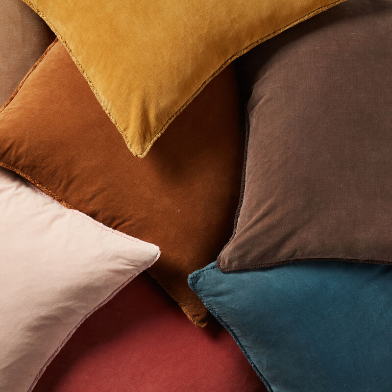NOUVEAU PILLOW POLYESTER