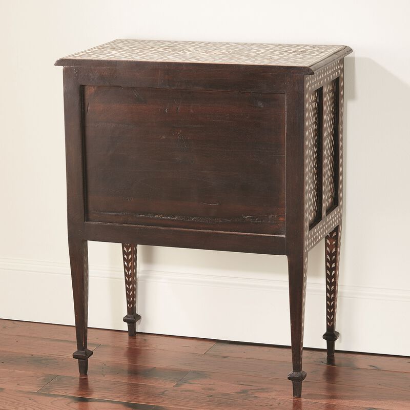 Bhawana Chest