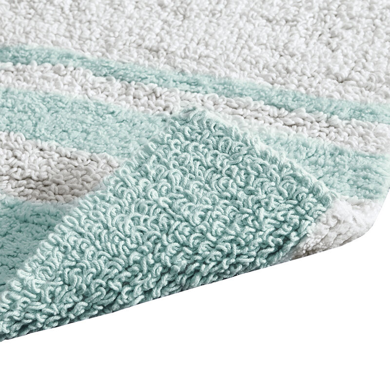 Gracie Mills Cecelia Casual Stripes Cotton Reversible Bath Rug  - 20x30"