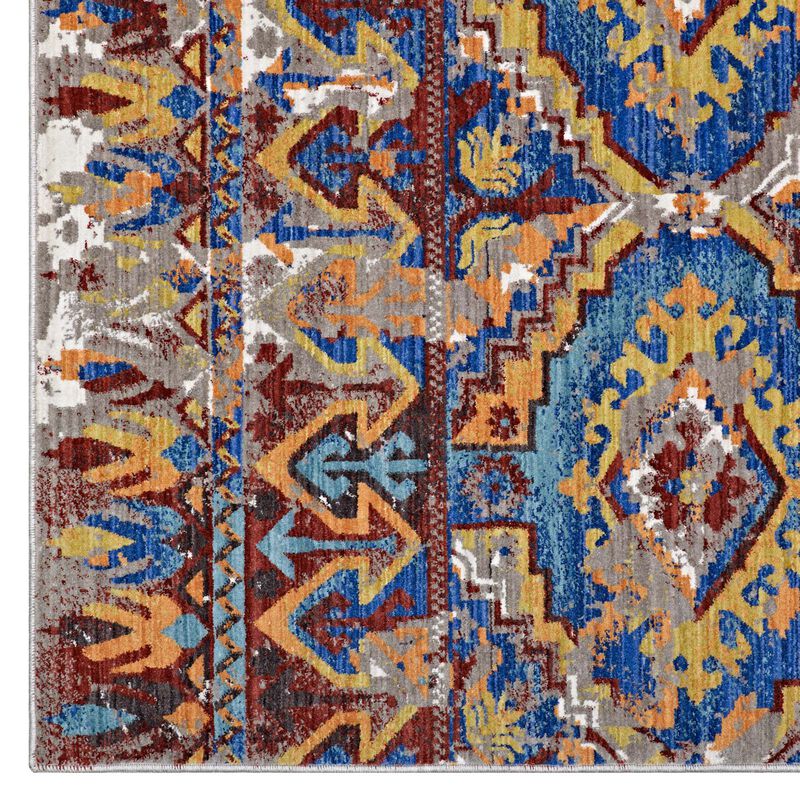 Centehua Distressed Southwestern Aztec 5x8 Area Rug - Multicolored