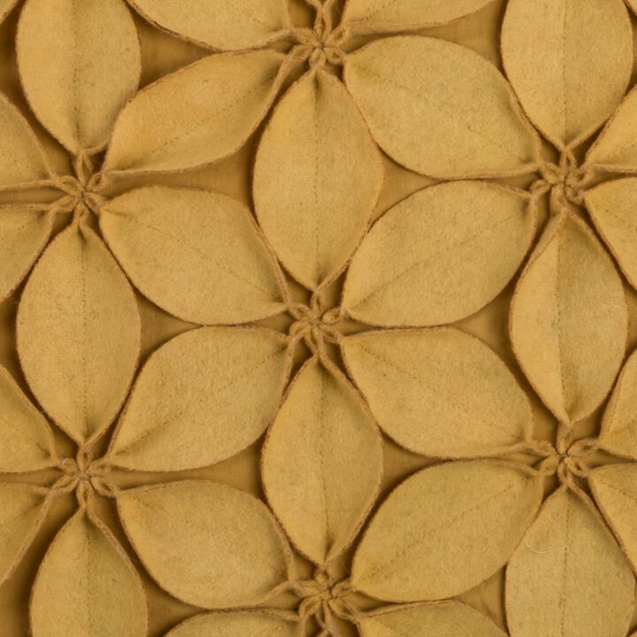 18" x 18" Poly Filled Pillow